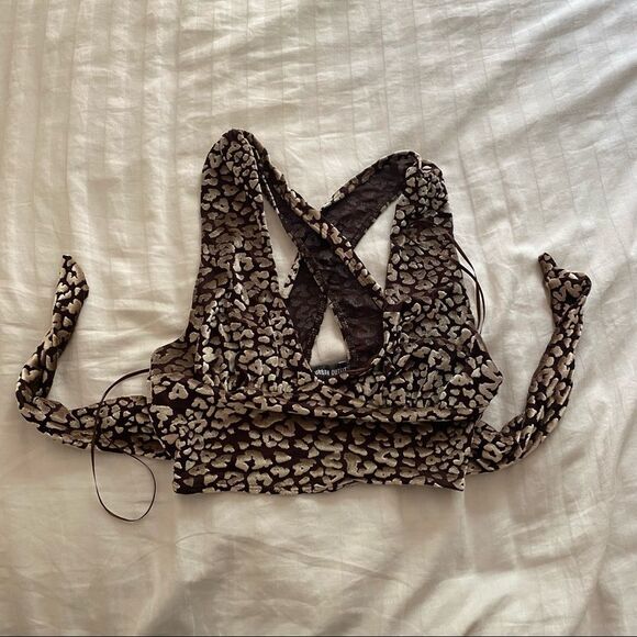 Urban Outfitters Brown and Gold Cheetah Print Plunge Neck Crop Top Tank - Picture 4 of 8